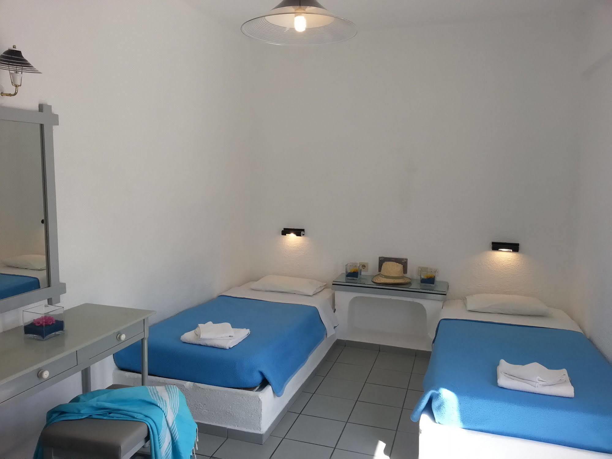 Hotel Iro Херсонисос Екстериор снимка